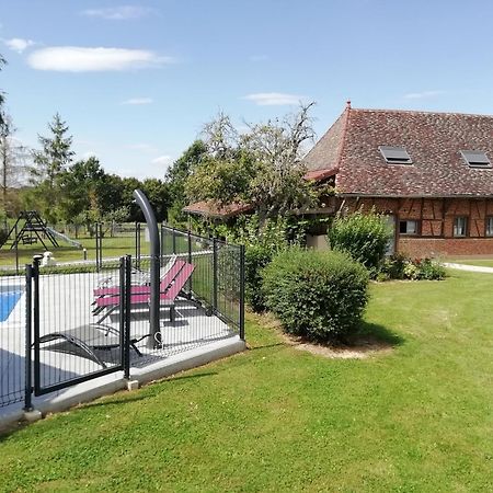 Une Pause A La Campagne Mervans Exterior foto